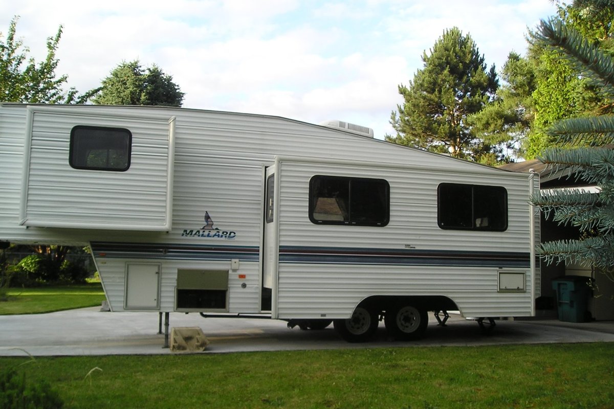 1998 Fleetwood Mallard in Biloxi, MS